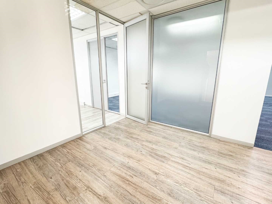 To Let Commercial Property for Rent in Plattekloof Western Cape